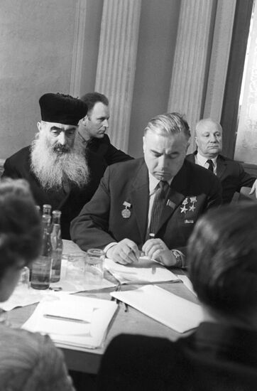 Rabbi Levin and Gareev