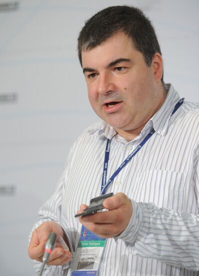 Konstantin Novoselov