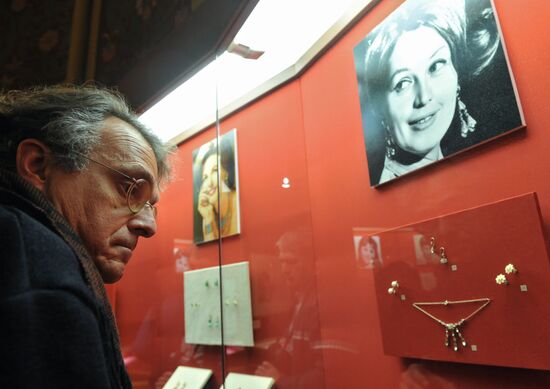 Opening of "Jewelryprom. Beauty for Every Day" exhibition