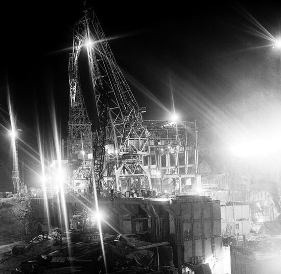 Construction of Kapchagay Hydropower Plant
