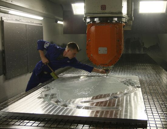 Large panel milling shop