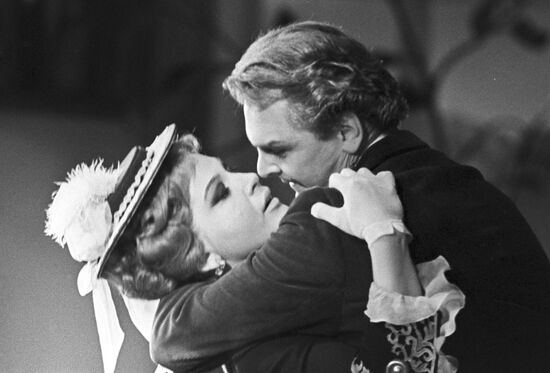 Lyudmila Maksakova and Yury Yakovlev