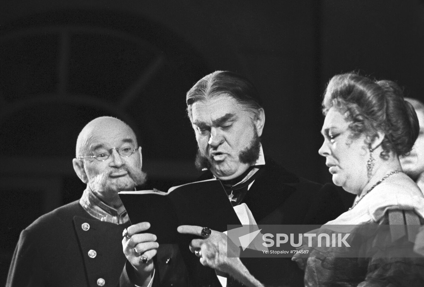 Nikolai Plotnikov, Nikolai Gritsenko, Alla Kazanskaya