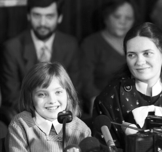 Soviet pupil Katya Lychyova
