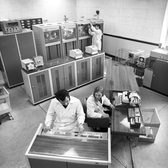 Moscow Instrument-making Plant Manometr