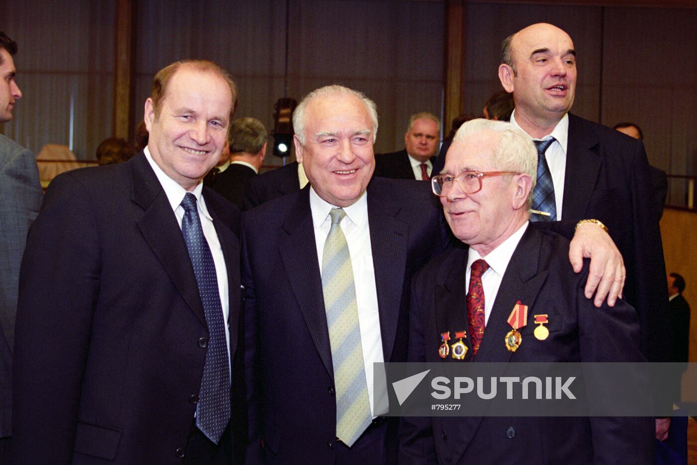 Russian ex-prime minister Viktor Chernomyrdin dies