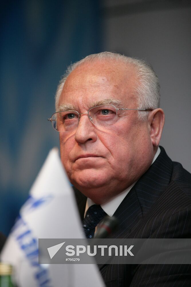 Former Russian Prime Minister Viktor Chernomyrdin dies at 72