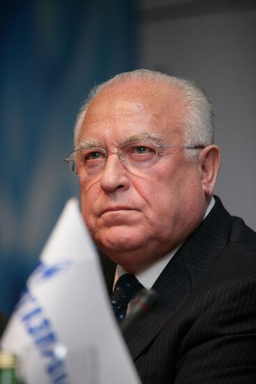 Former Russian Prime Minister Viktor Chernomyrdin dies at 72