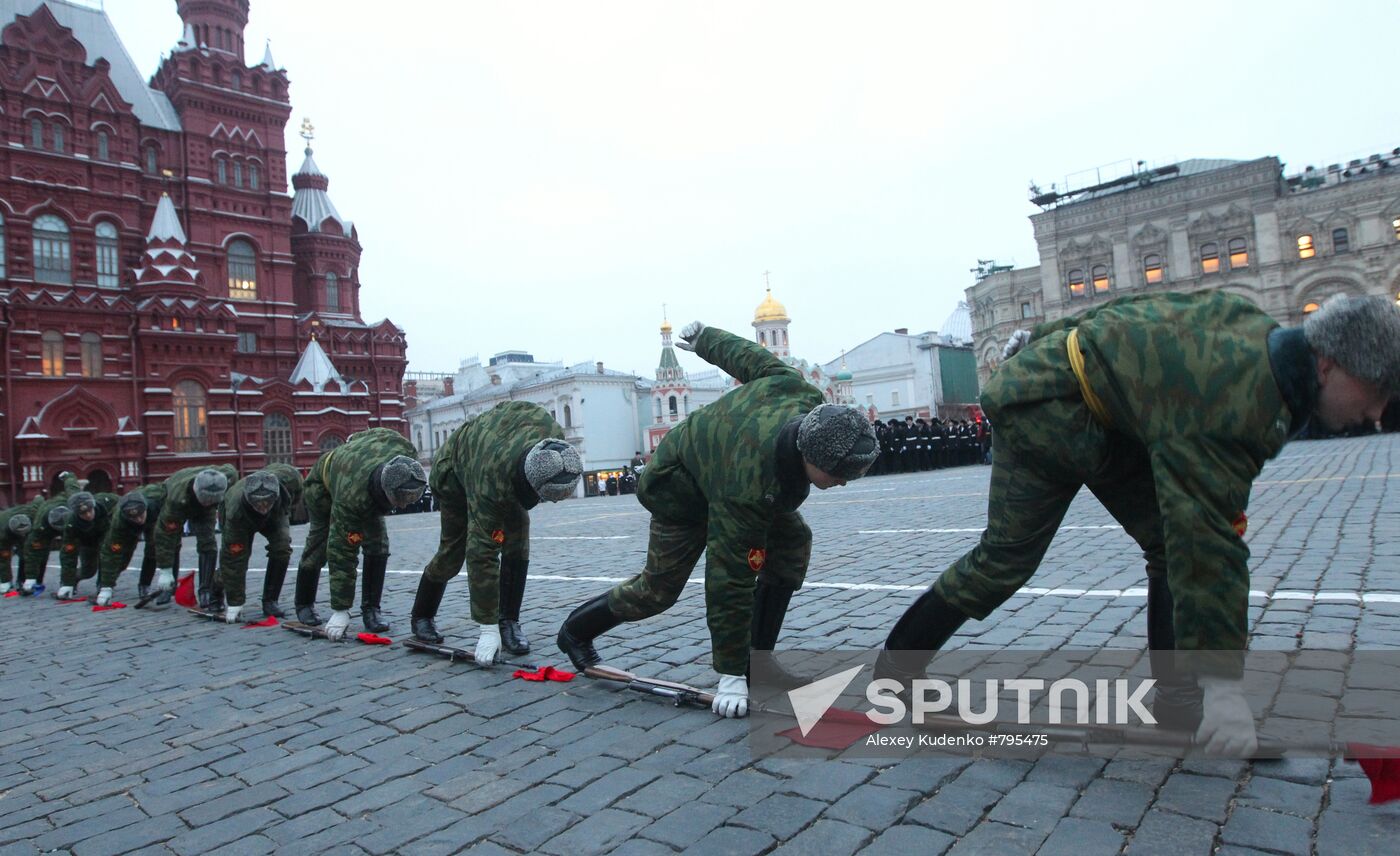Moscow holds rehearsal of march to recreate 1941 parade