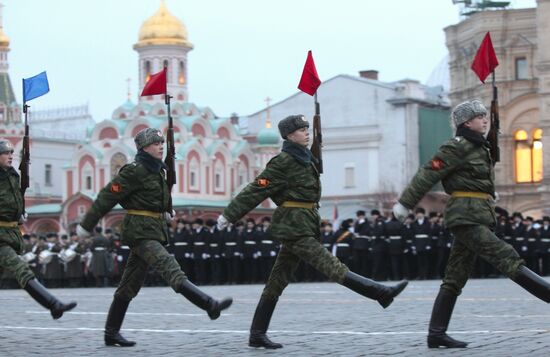 Moscow holds rehearsal of march to recreate 1941 parade