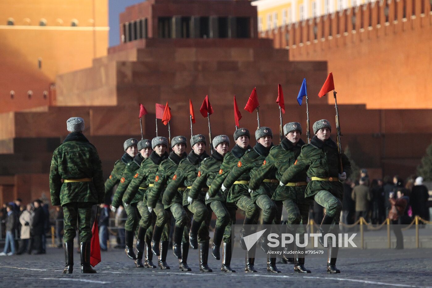 Moscow holds rehearsal of march to recreate 1941 parade