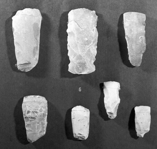 Flint ritual knives