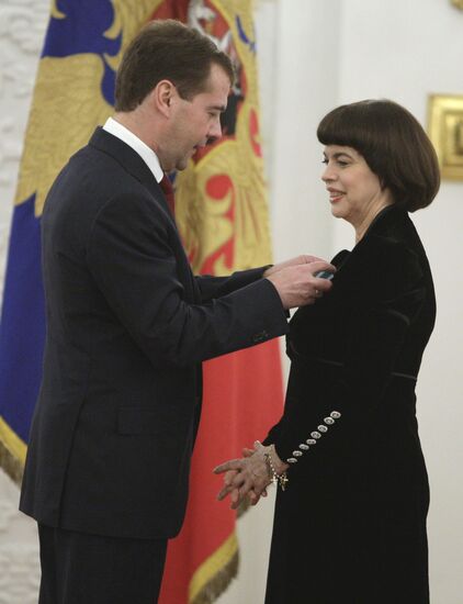 Dmitry Medvedev presents state awards in Kremlin