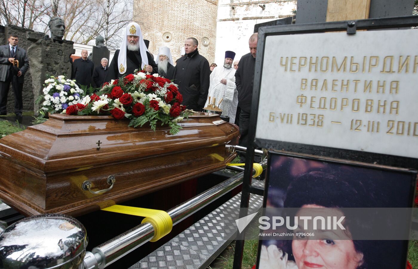 Funeral service for Viktor Chernomyrdin