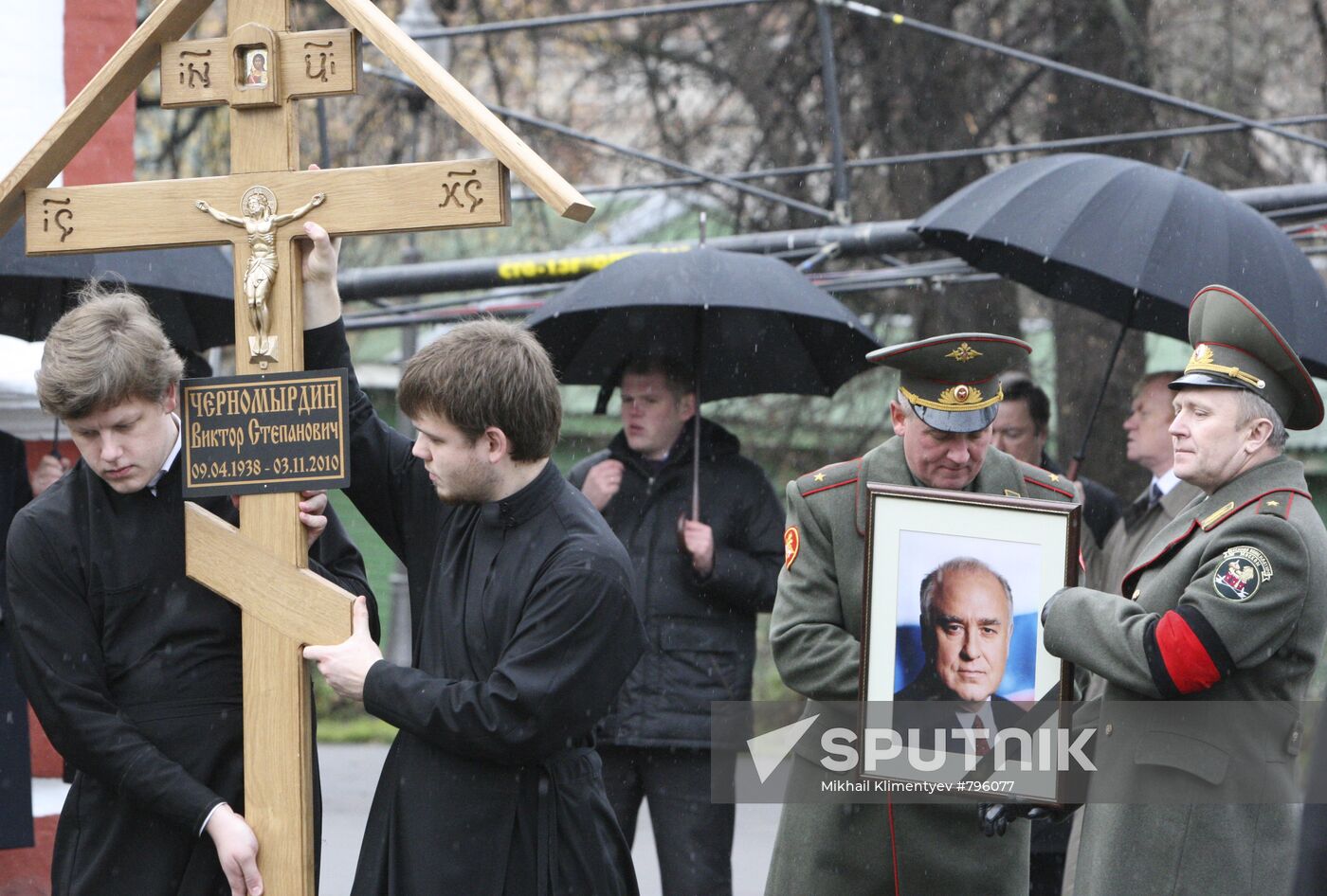 Funeral service for Viktor Chernomyrdin