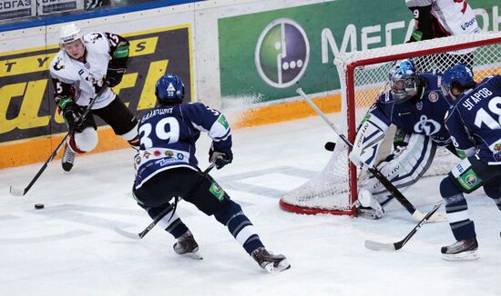 Hockey. KHL. Dinamo (Moscow) vs Traktor (Chelyabinsk)