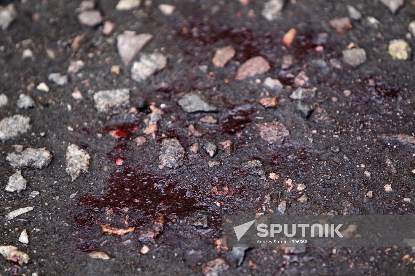 Blood on asphalt, Pyatnitskaya Str 28