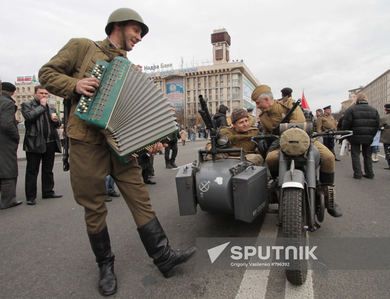 Celebrating 67th anniversary of liberation of Kiev from Nazis