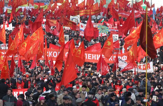 Communists march in Moscow on October Revolution day