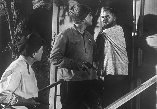 Scene from movie Virgin Soil Upturned
