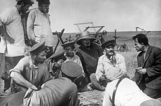 Still from movie Virgin Soil Upturned