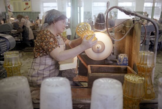Grinder Nina Vasilyeva