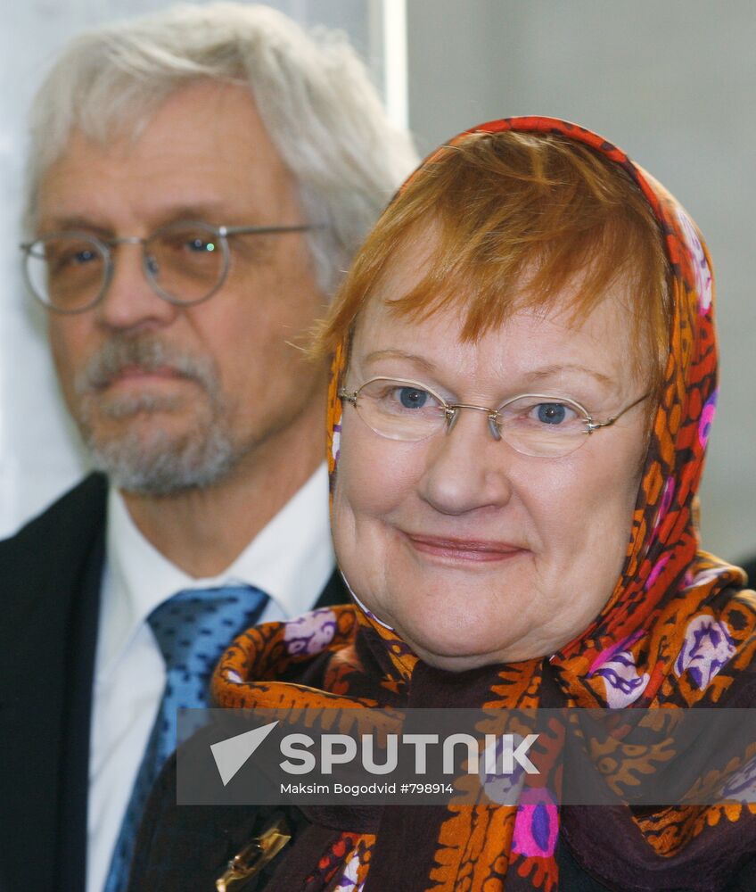 Tarja Halonen with her husband, Pentti Arajarvi