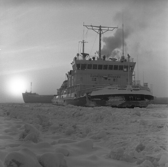 Ice-breaker "Captain Borodkin"