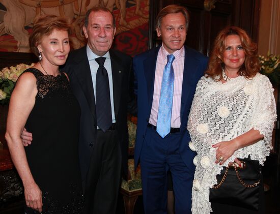 Vittorio Surdo, Alexai Pushkov