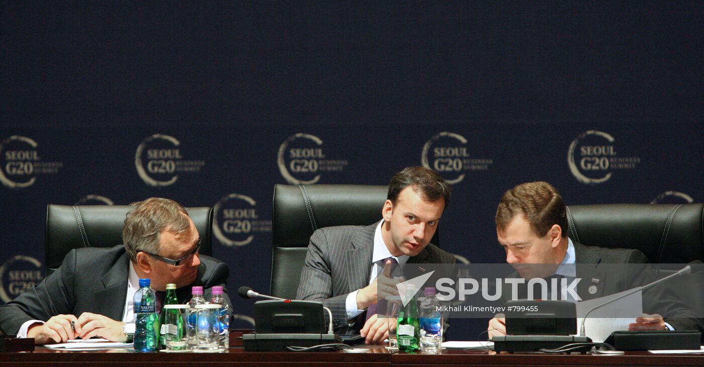 Dmitry Medvedev takes part in G20 summit in Seoul