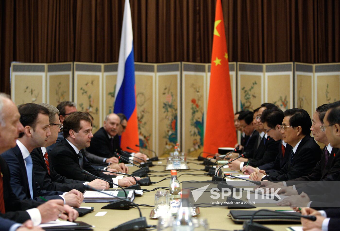 Dmitry Medvedev participates in G20 Summit in Seoul