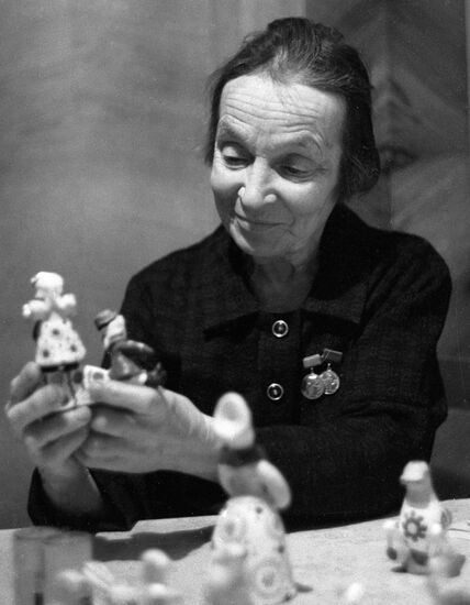 TOY DYMKOVO PENKINA