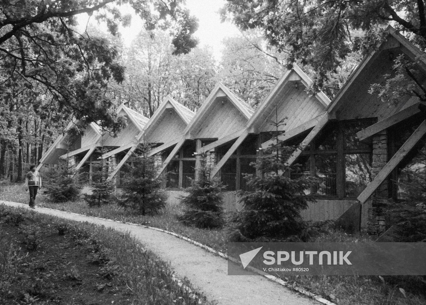 COTTAGES RECREATION CENTER 