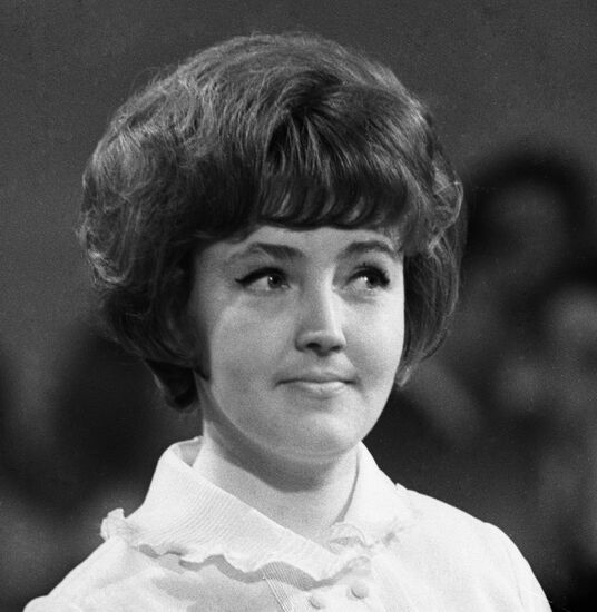 ANNOUNCER ZHILTSOVA