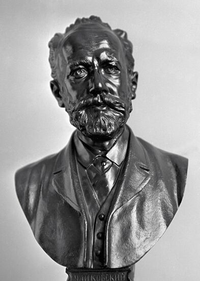 TCHAIKOVSKY