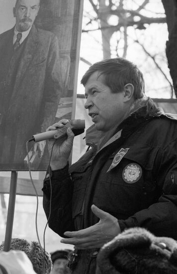 ANPILOV LABOR RUSSIA PUBLIC RALLY