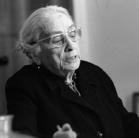 Dolores Ibarruri