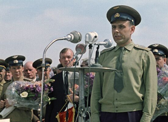 Soviet space pilot Komarov