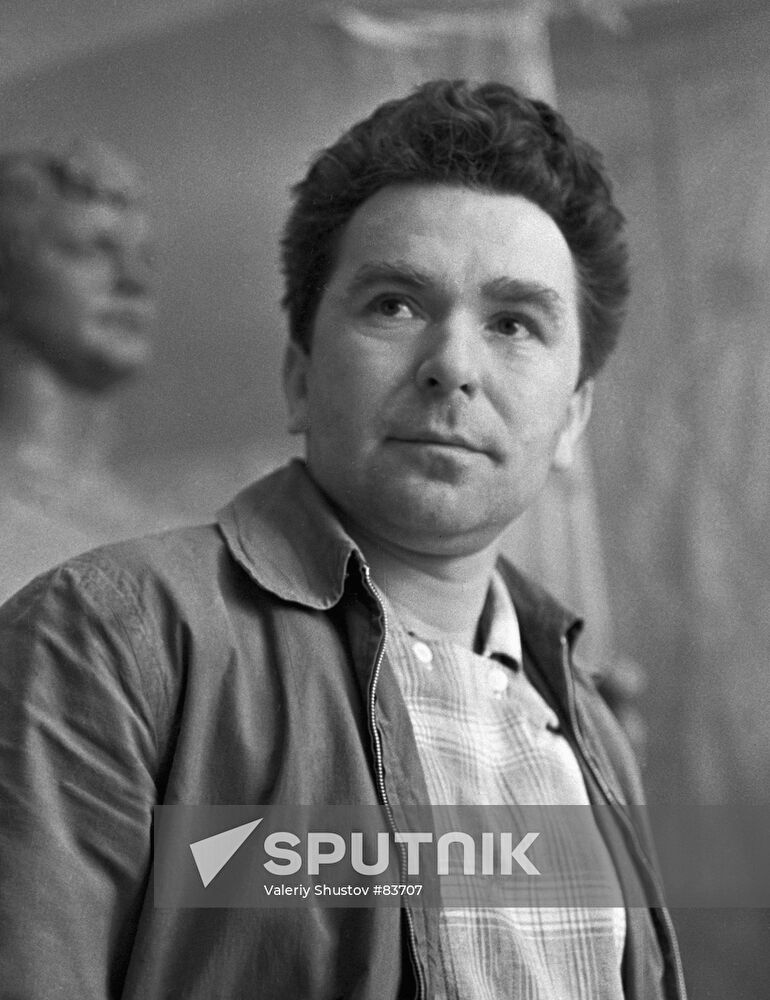 RUKAVISHNIKOV