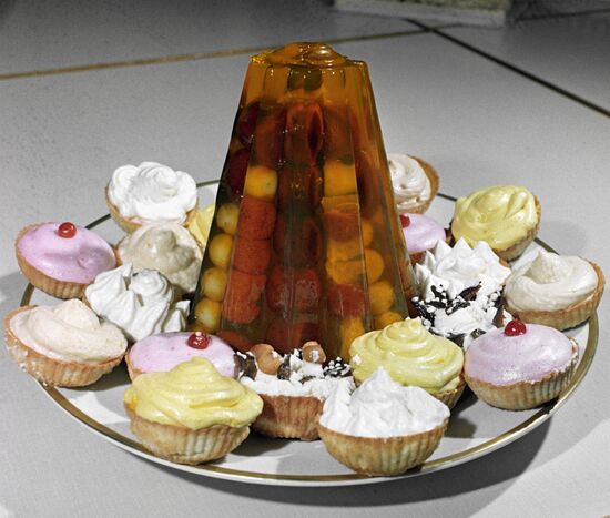 JELLY MOUSSE TARTLETS 