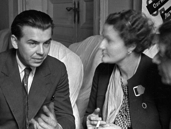 WRITER LEONOV WRITERS CONGRESS