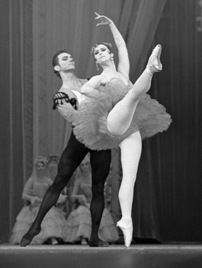 BALLET PLISETSKAYA LIJEPA