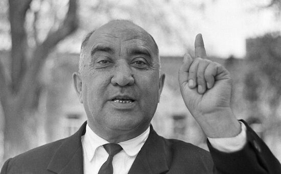 AKRAMOV