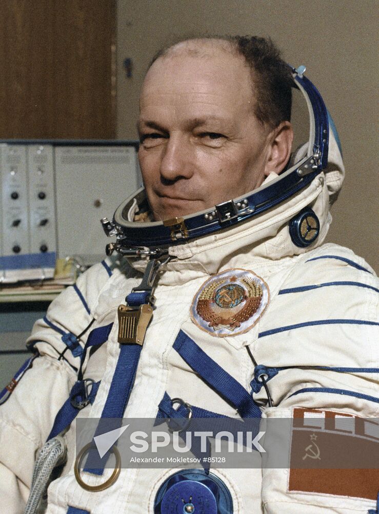 Rukavishnikov Soyuz-33