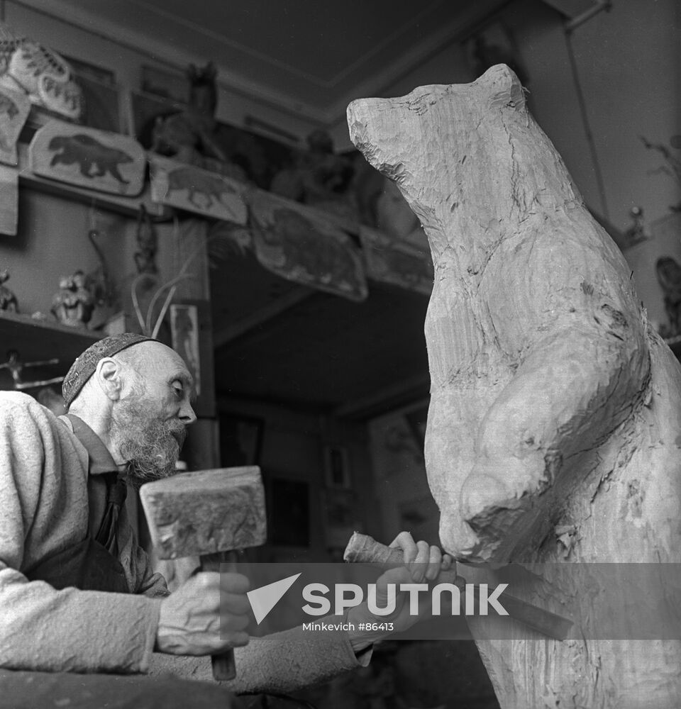 Vatagin animal sculptor