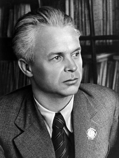 DOVZHENKO 