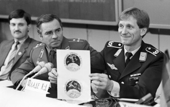 SOVIET GERMAN SPACE CREW