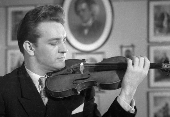 Klimov violinist
