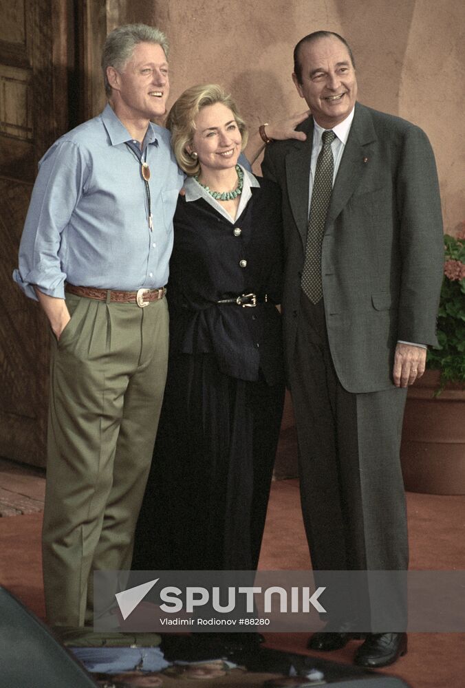 Chirac Clinton Wife Summit 