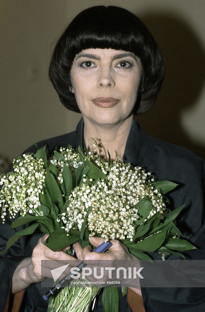 Mireille Mathieu Moscow 